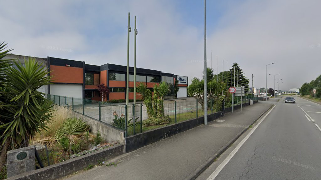 Lipaco – Linhas para Confecções, Lda.