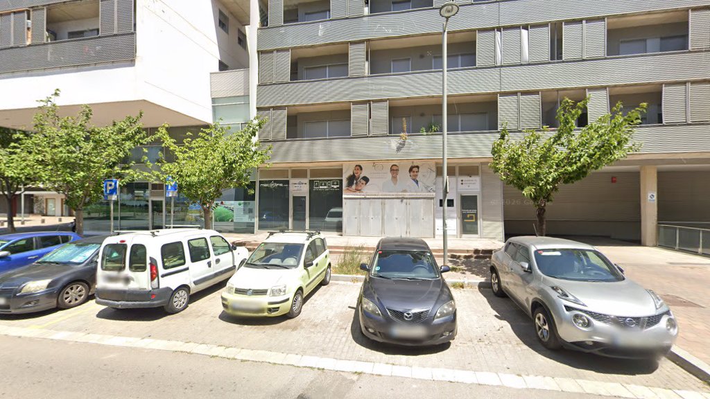 Plaça Dels Rabassaires