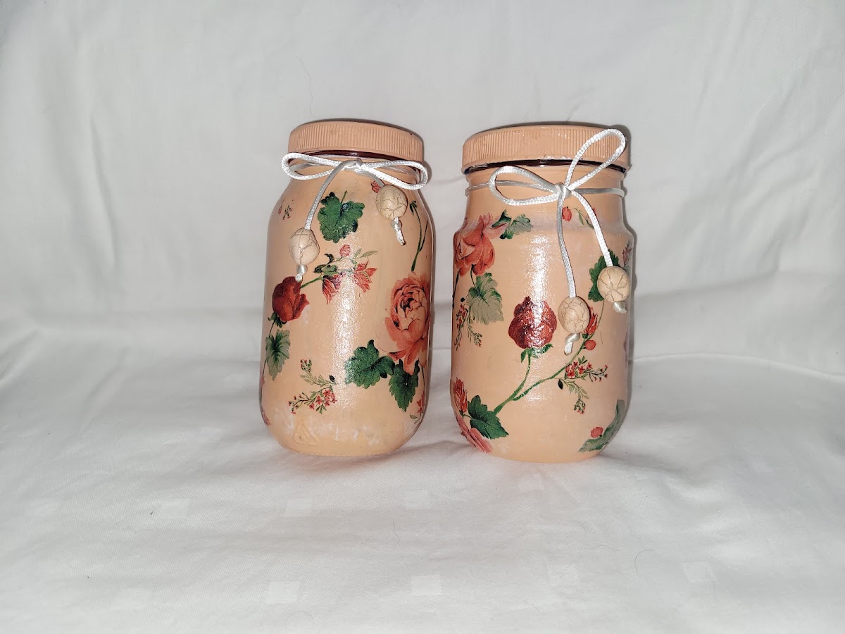 Costurinhas da Cris Artesanatos e Costeiras Em Geral