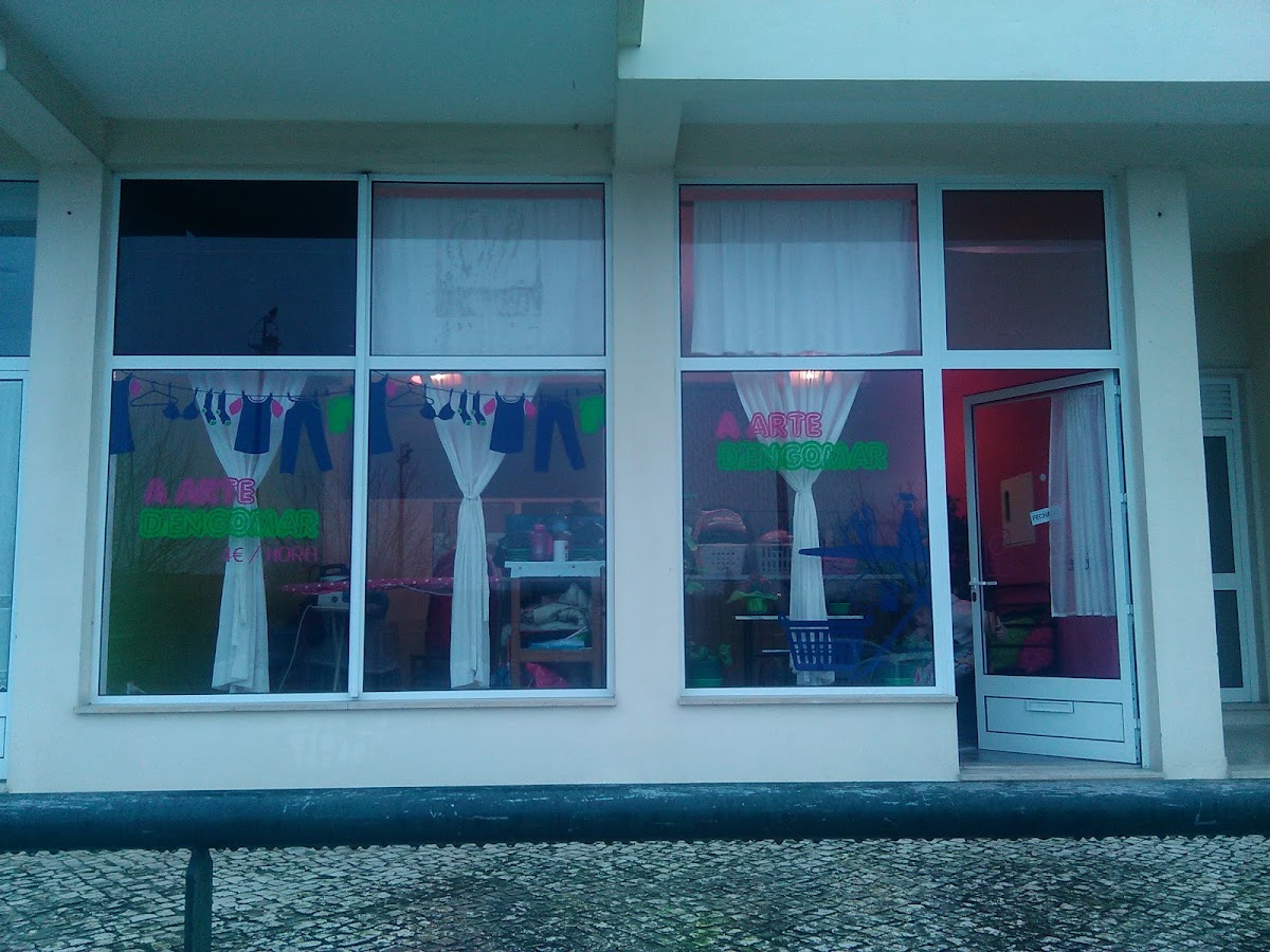 Patrícia Figueiredo – Serviço de Engomadoria e Pequenos Arranjos de Costura