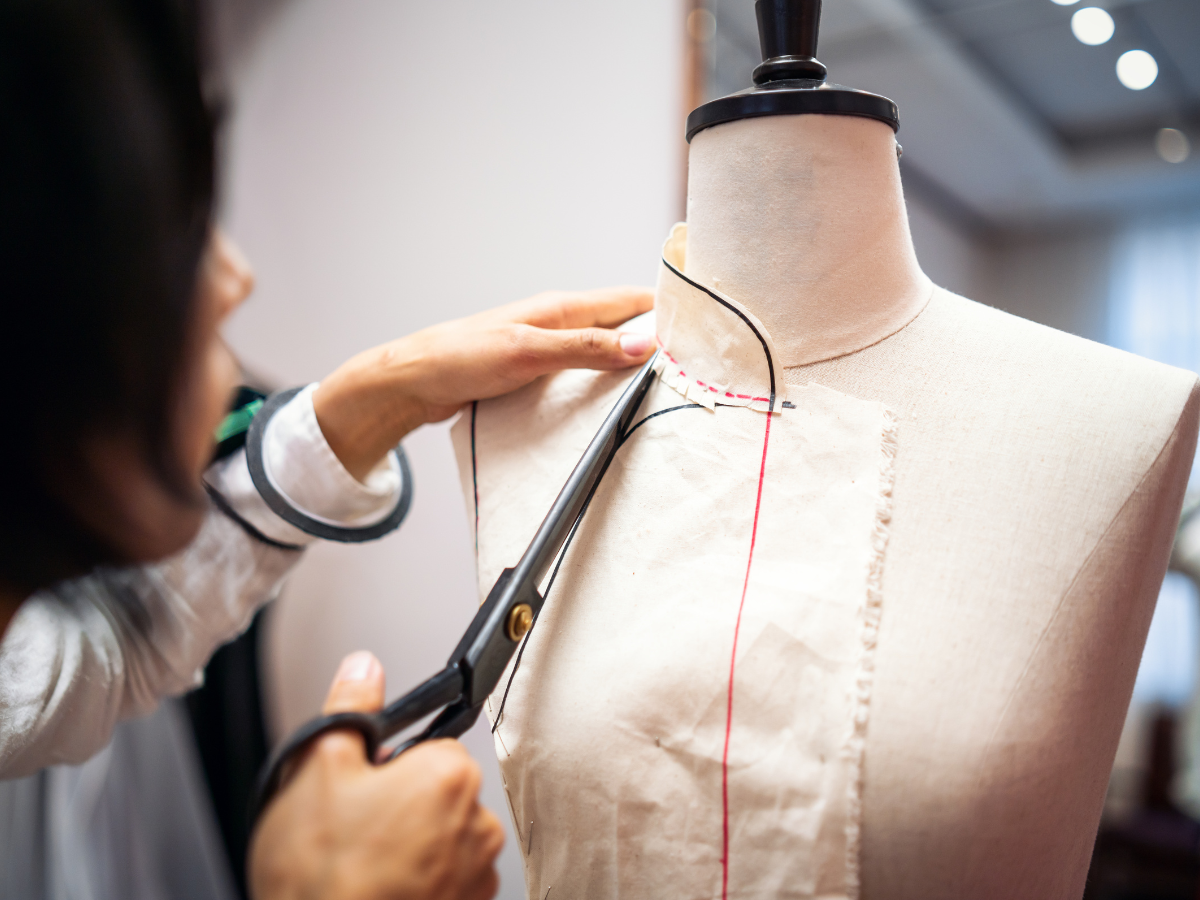 La Aguja y el Dedal Arreglos de Ropa y Transformaciones