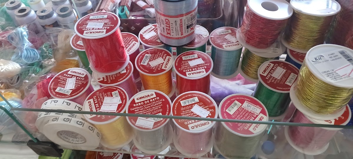 Ana Lúcia Artes e Armarinhos.