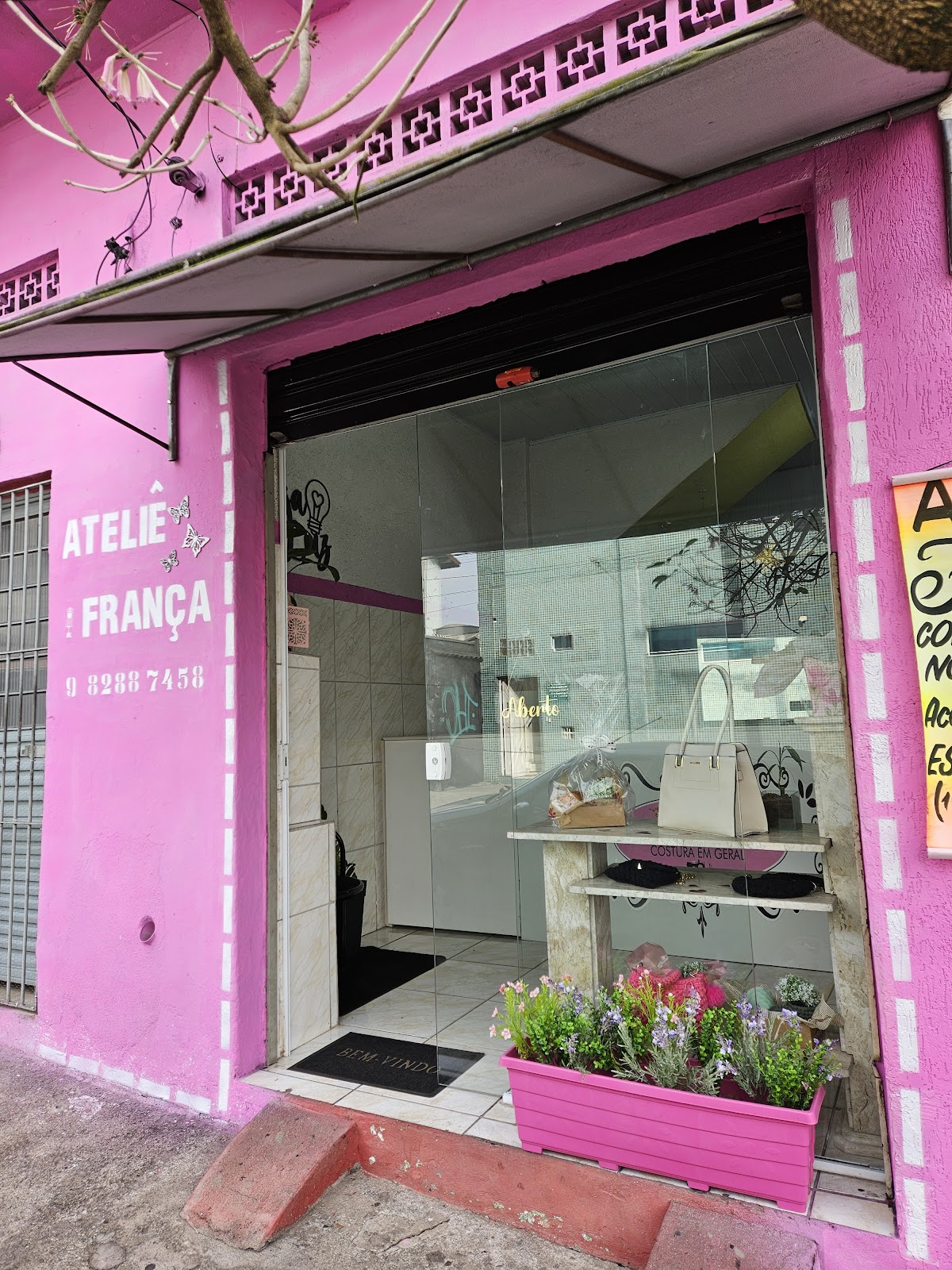 Ateliê França - Costuras e Consertos Em Geral