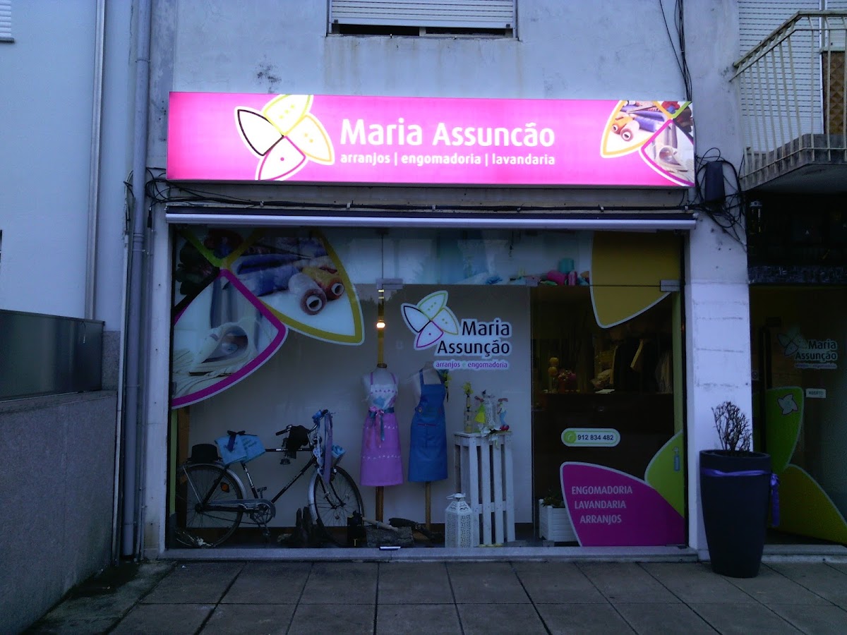 Maria Assunção Serviço de Lavandaria Aventais Personalizados. Arranjos de Costura