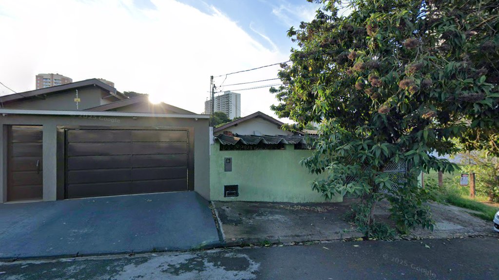 Escola de Corte e Costura - Super Moldes Exacto - Helena