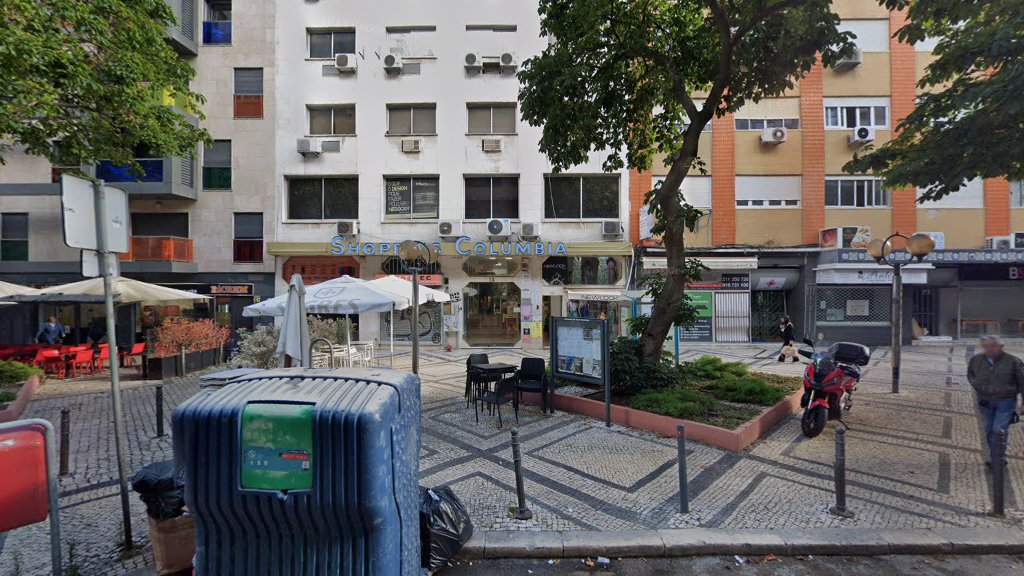 Costureira - Tudo por Medida