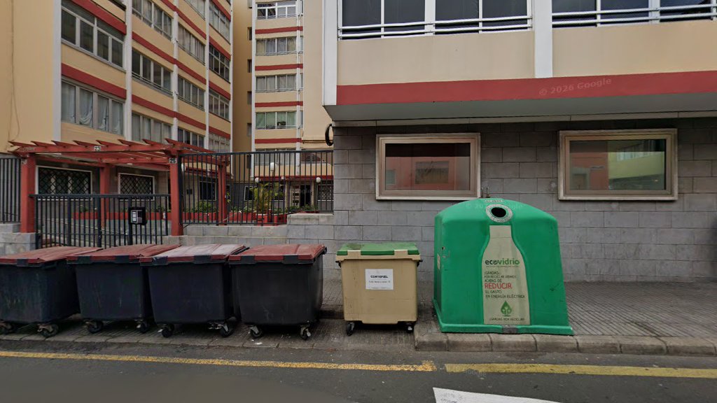 Modista Monica Meza y Lòpez