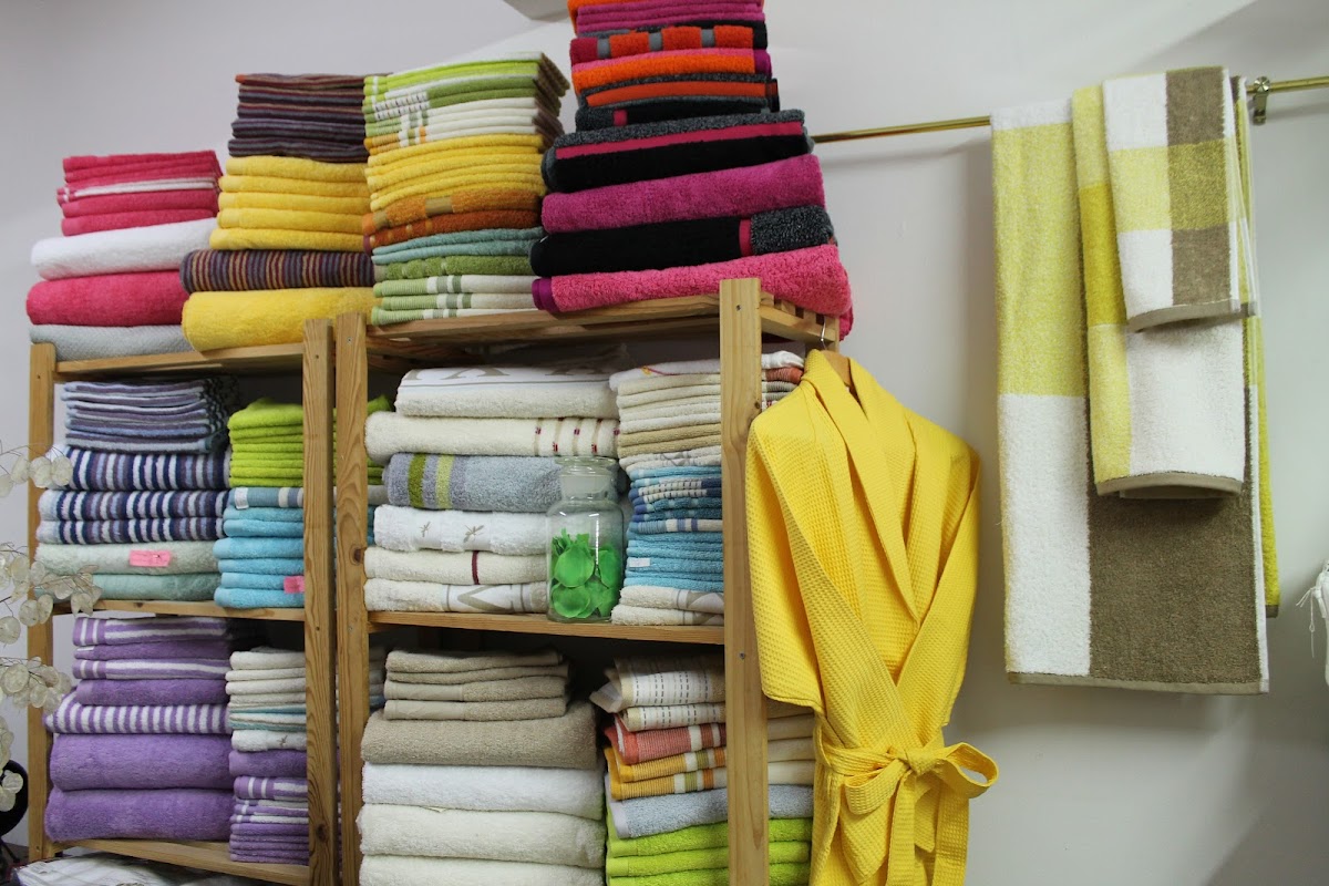 Vitalina Jerónimo, Bordados & Lavores